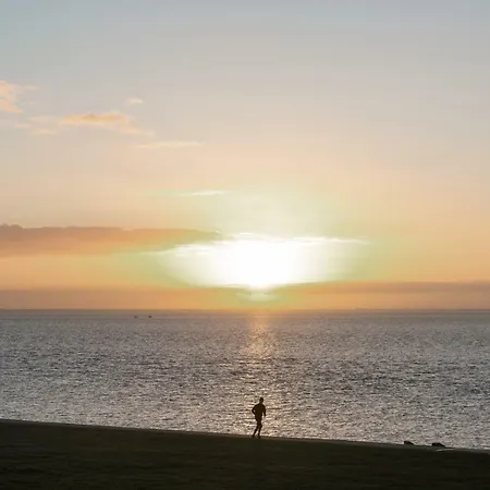 107_1 Helgoland شقة